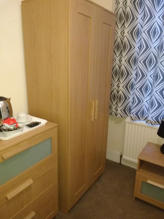 לונדון Acton Lodge Guest House חדר תמונה